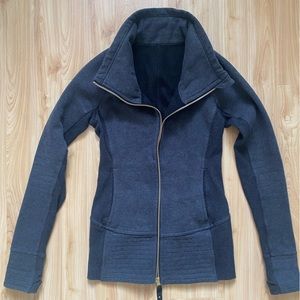 Lululemon Women’s Radiant Jacket in Heathered Black size 2
